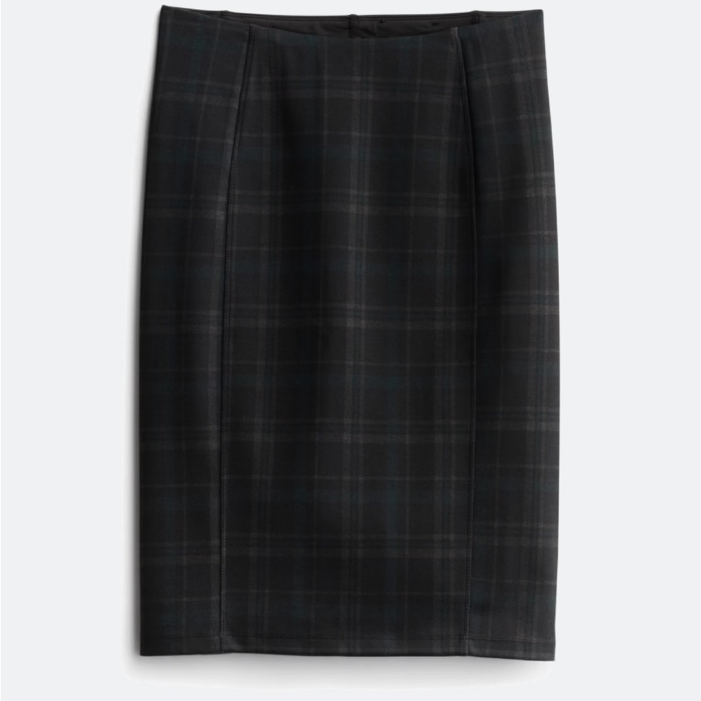 LIVERPOOL
Bia Knit Pencil Skirt